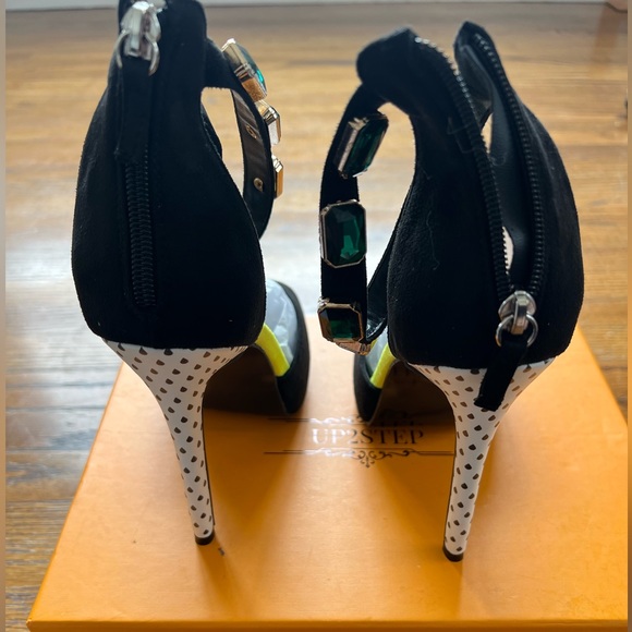 Up2Step Black Heels w/ Green Stones - Picture 3 of 8